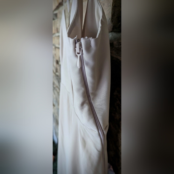 Show me your Mu Mu. Beige full length formal Dress. Size S - Picture 8 of 8